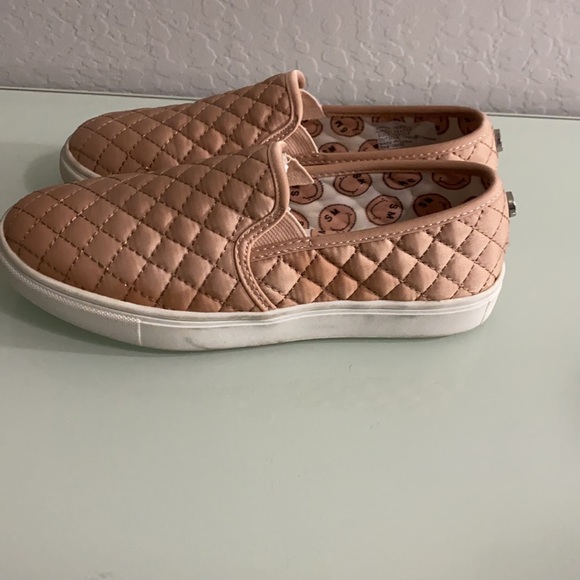 Steve Madden - Picture 5 of 8